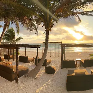 hotel-sivana-tulum.allrivieramayahotels.com/